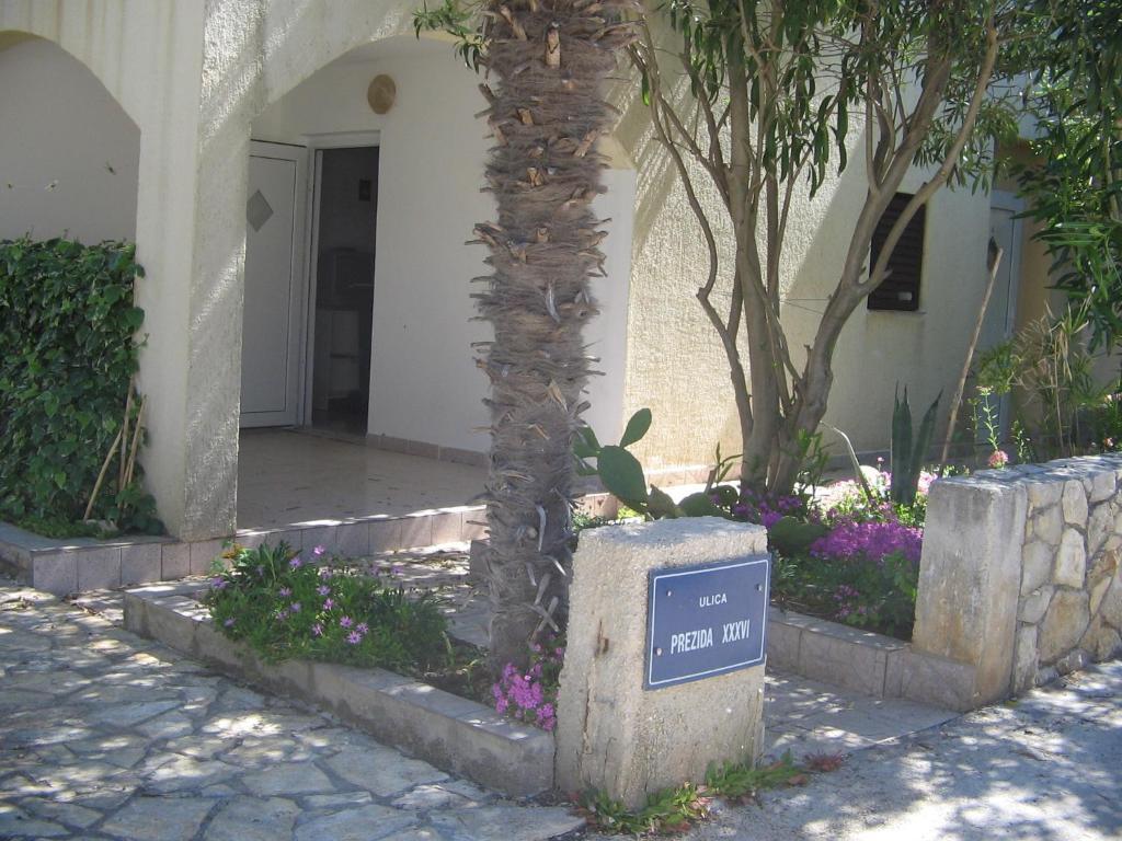 Apartments Palma Vir Dış mekan fotoğraf